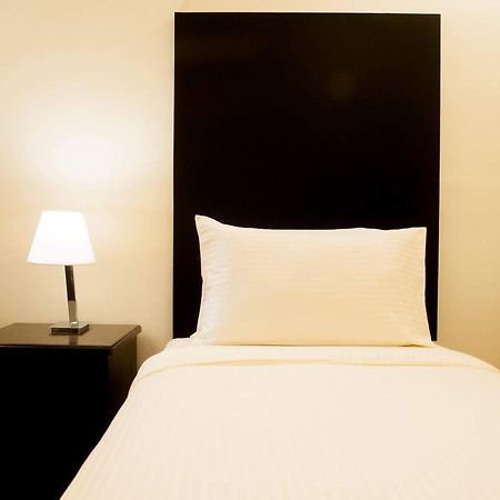 Pina Suites Ormoc Exterior foto